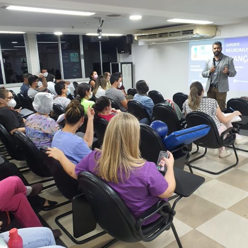 Palestra no Auditório do Hospital de Base do DF.